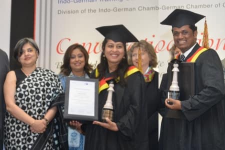 Rewarding meritorious students with the Siemens Award for Excellence